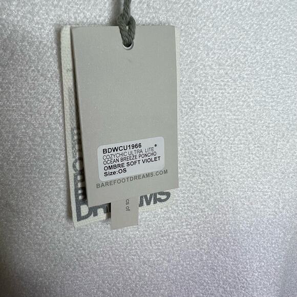 Barefoot Dreams CozyChic Ultra Lite Ocean Breeze Poncho Ombre Violet One Size - Picture 7 of 11